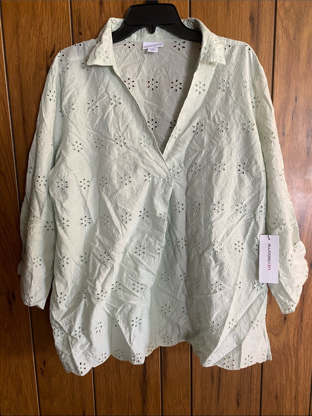 Liz Claiborne Pale Mint Eyelet Split-Neck Tunic